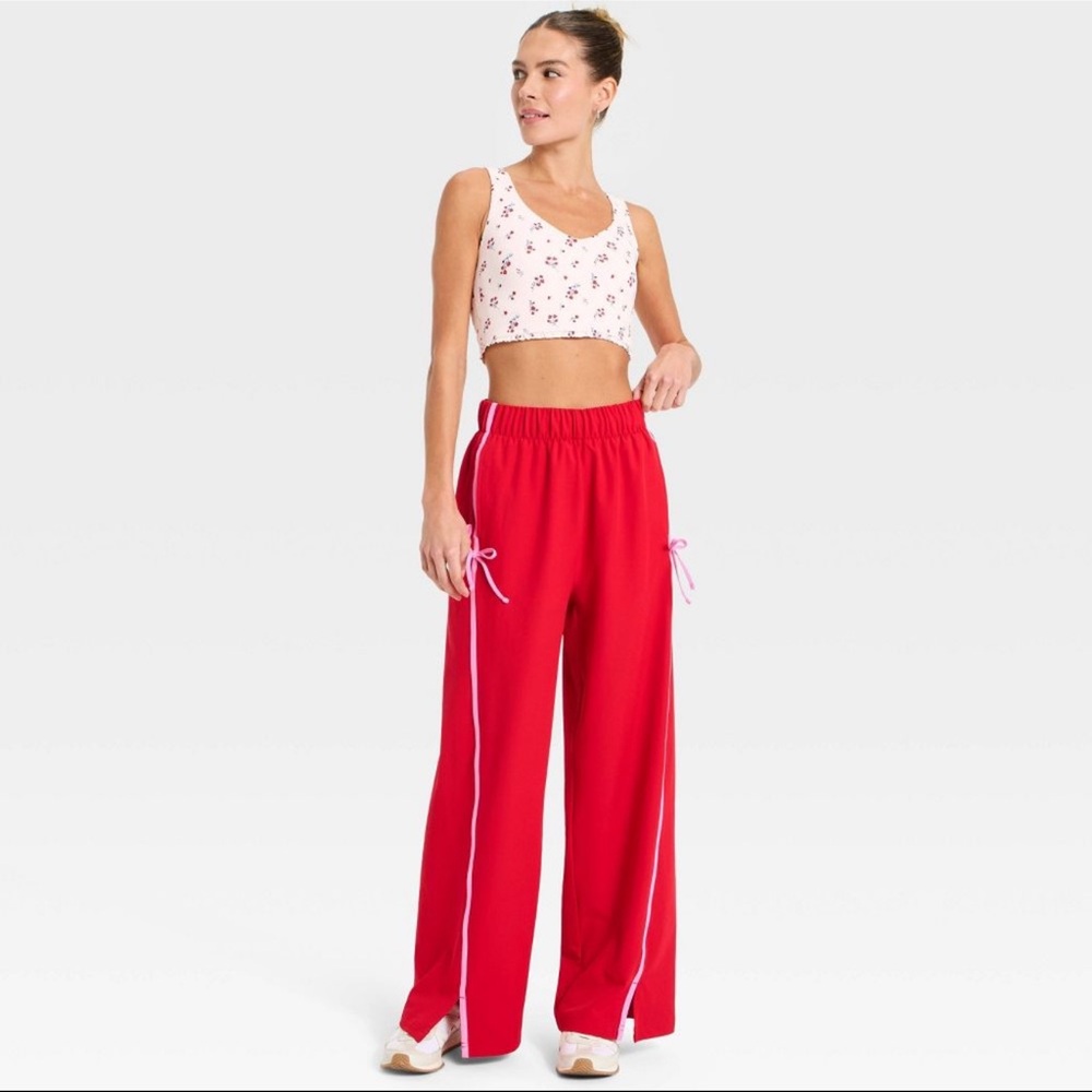 All In Motion Women's Woven High-Rise Bow Track Pants - Red M - Picture 3 of 7
